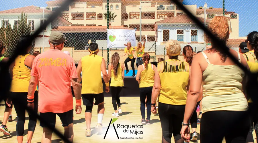 Cómo-mejorar-tu-forma-física-de-manera-divertida-y-eficaz-practicando-Zumba